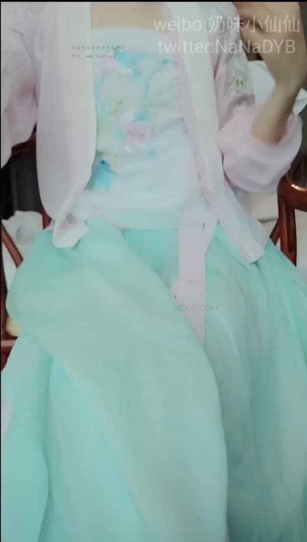 软萌萝莉小仙 6月新作 - 魅惑汉服自拍在线观看