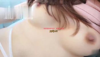 微博网红妖姬水嫩美乳自拍福利登场