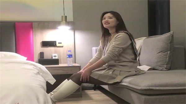 顶级风骚御姐高端外围，极致诱惑等你解锁