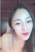 深夜福利视频！正妹主播激情互动 脱衣热聊粉丝狂刷皇冠解锁微信私密福利
